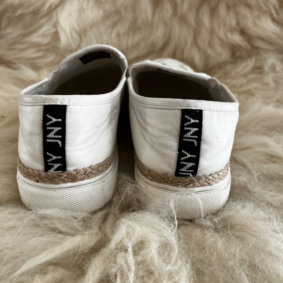 WOMEN'S JONES NY SIANA SLIP-ON SNEAKERS size 9 - Picture 5 of 6